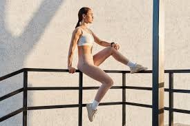 亚马尔：巴萨是欧冠夺标热门，球队与上赛季输给